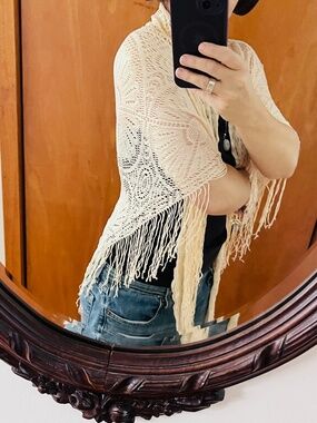 Vintage Knit Cream Shawl with Fringe